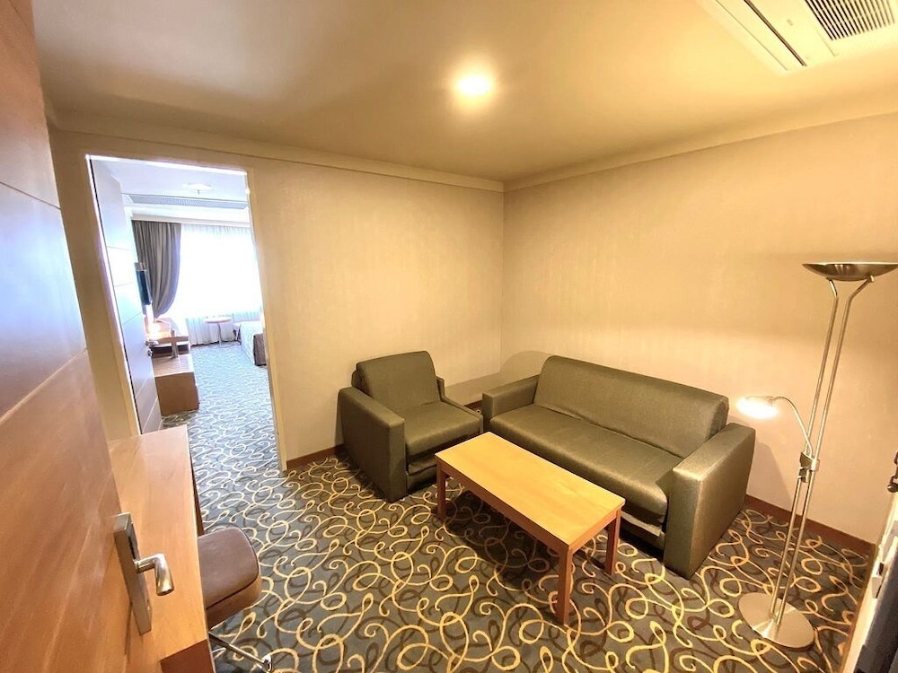 Volley Hotel Izmir 32/63