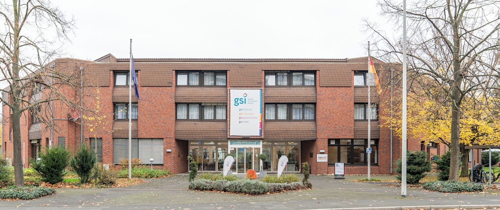 Gustav-Stresemann-Institut 4/70