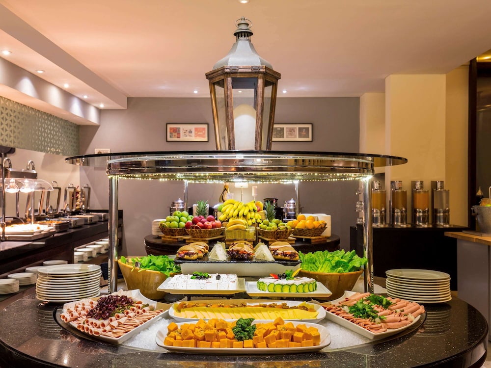 restaurant-cafeteria