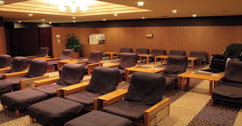 The Crown Palais New Hankyu Kochi 54/66