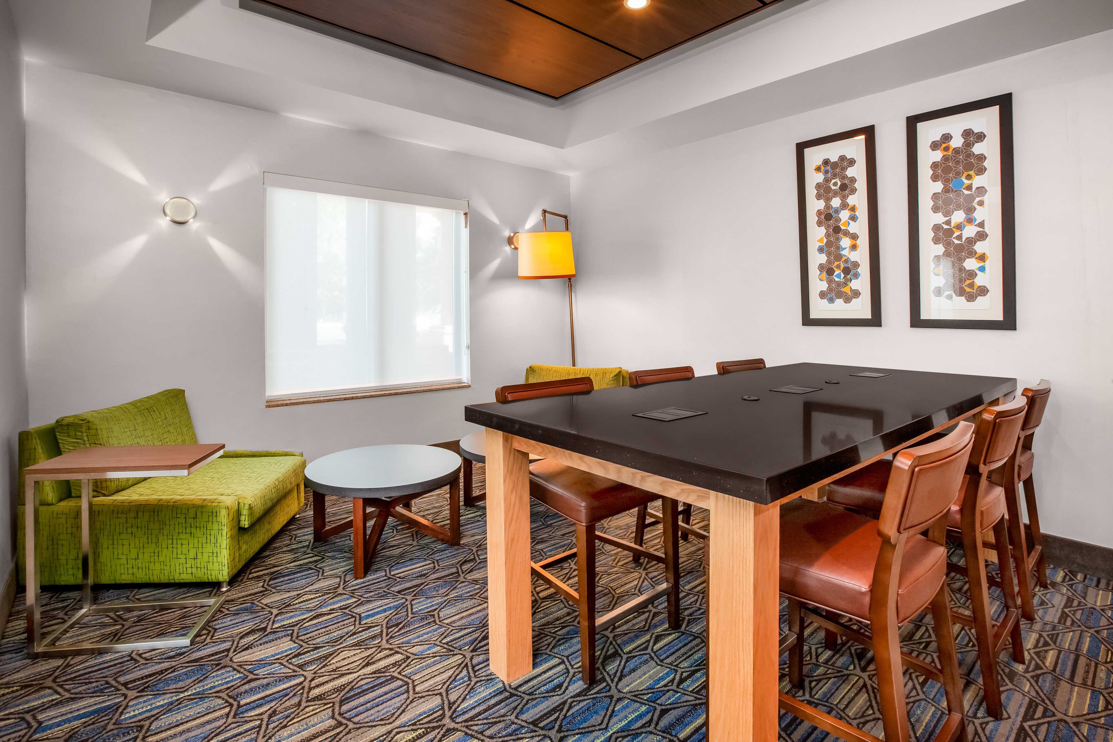 Holiday Inn Express Hotel & Suites Cleveland-Richfield 35/59