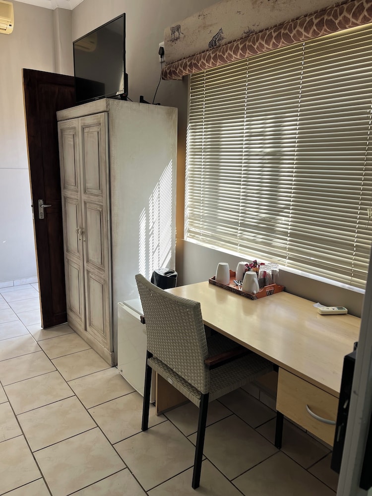 Hotel Pension Casa Africana 35/50