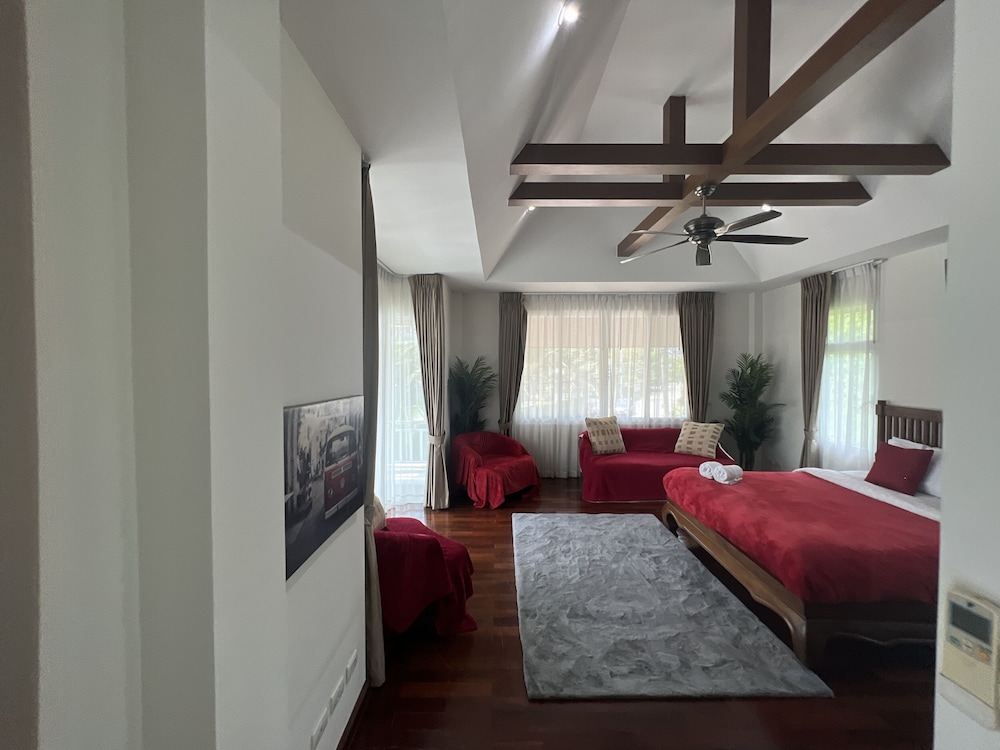 Paradise Pool Villa Pattaya in Tropicana Village (ex VIP Villas Pattaya Tropicana Jomtien Beach) 20/50