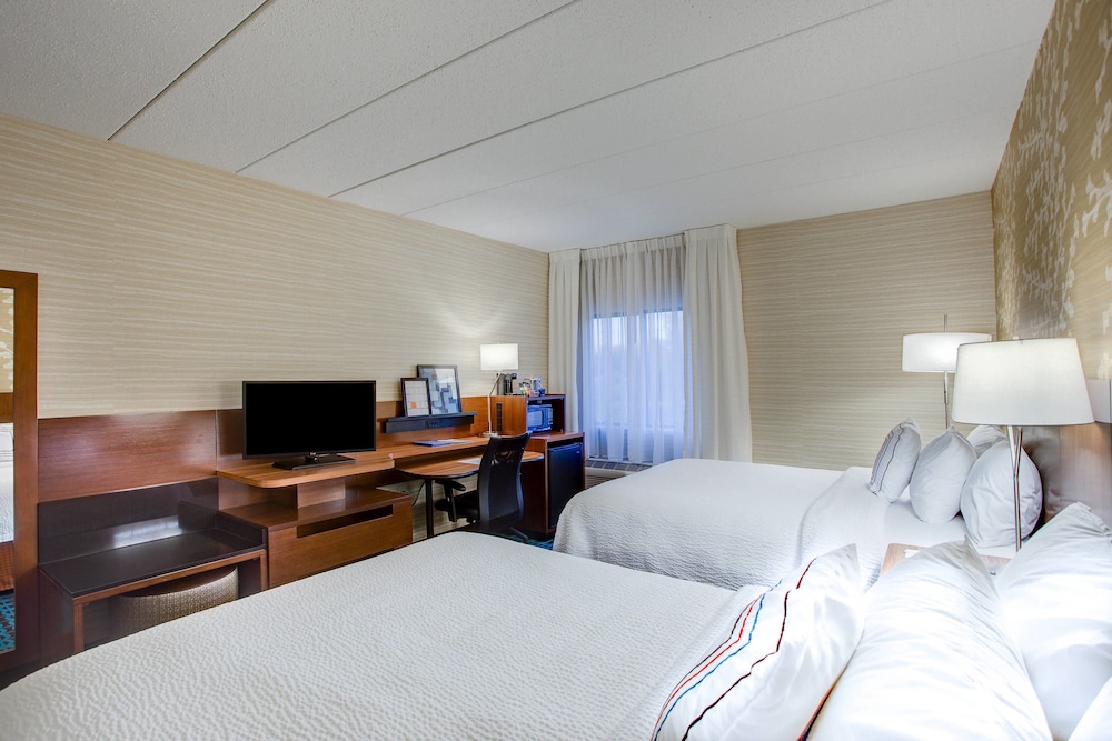 FAIRFIELD INN BY MARRIOTT BURLINGTON WILLISTON 17/40