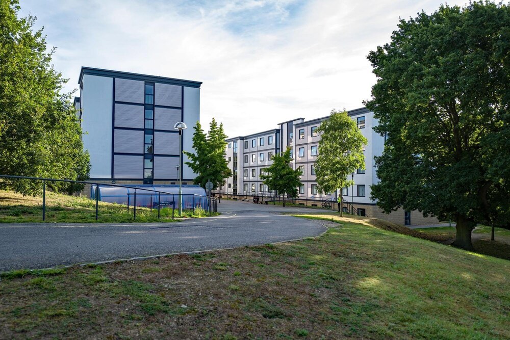 Tyler Court - University Of Kent 38/50