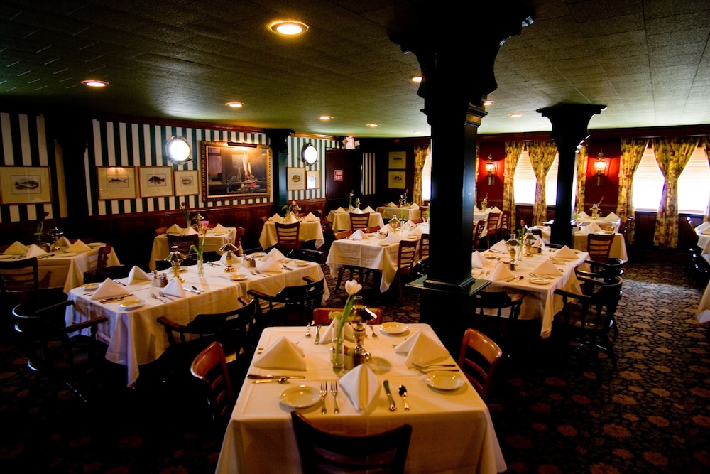 Mia's Boutique Hotel 35/50