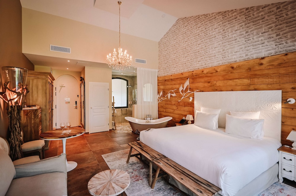 Room, King Bed