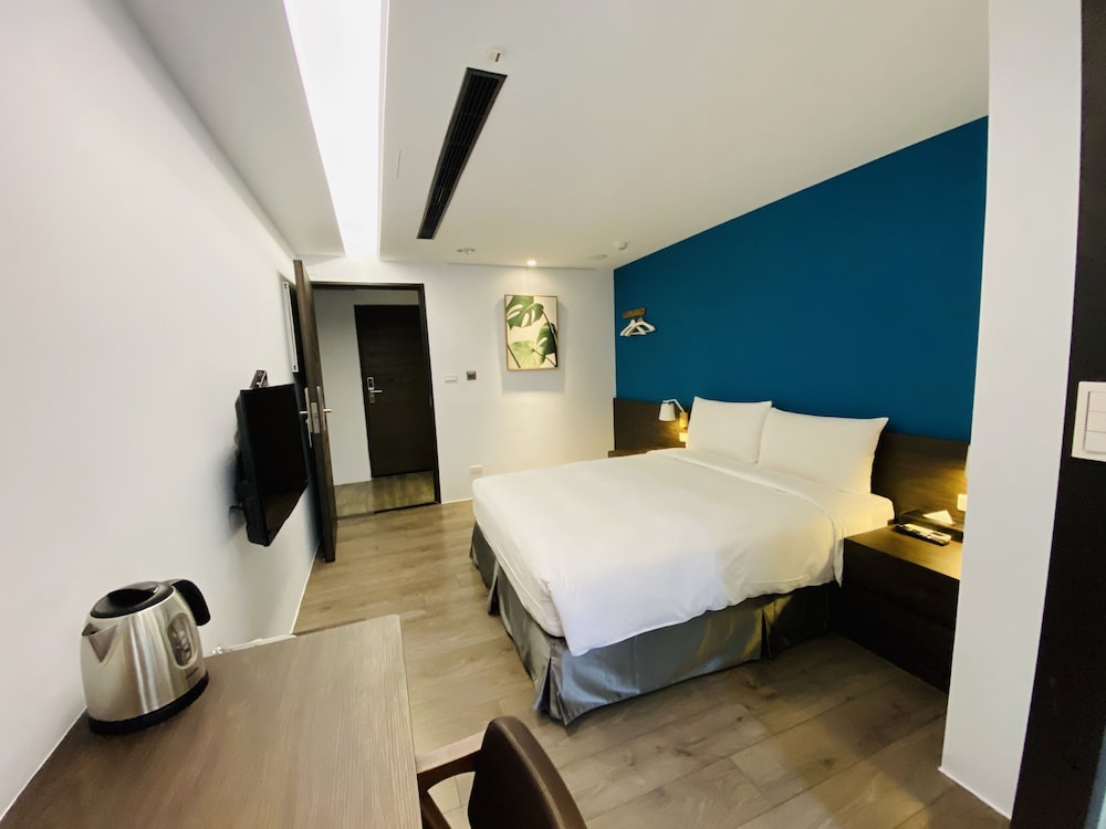 Greenight Hotel 23/72
