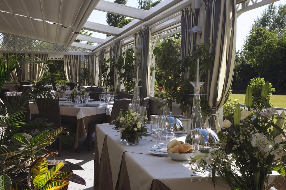 Savoia Hotel Regency 28/36