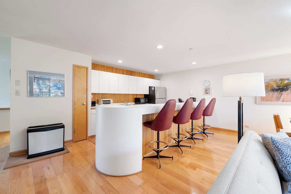 The Vail Spa Condominiums 62/76