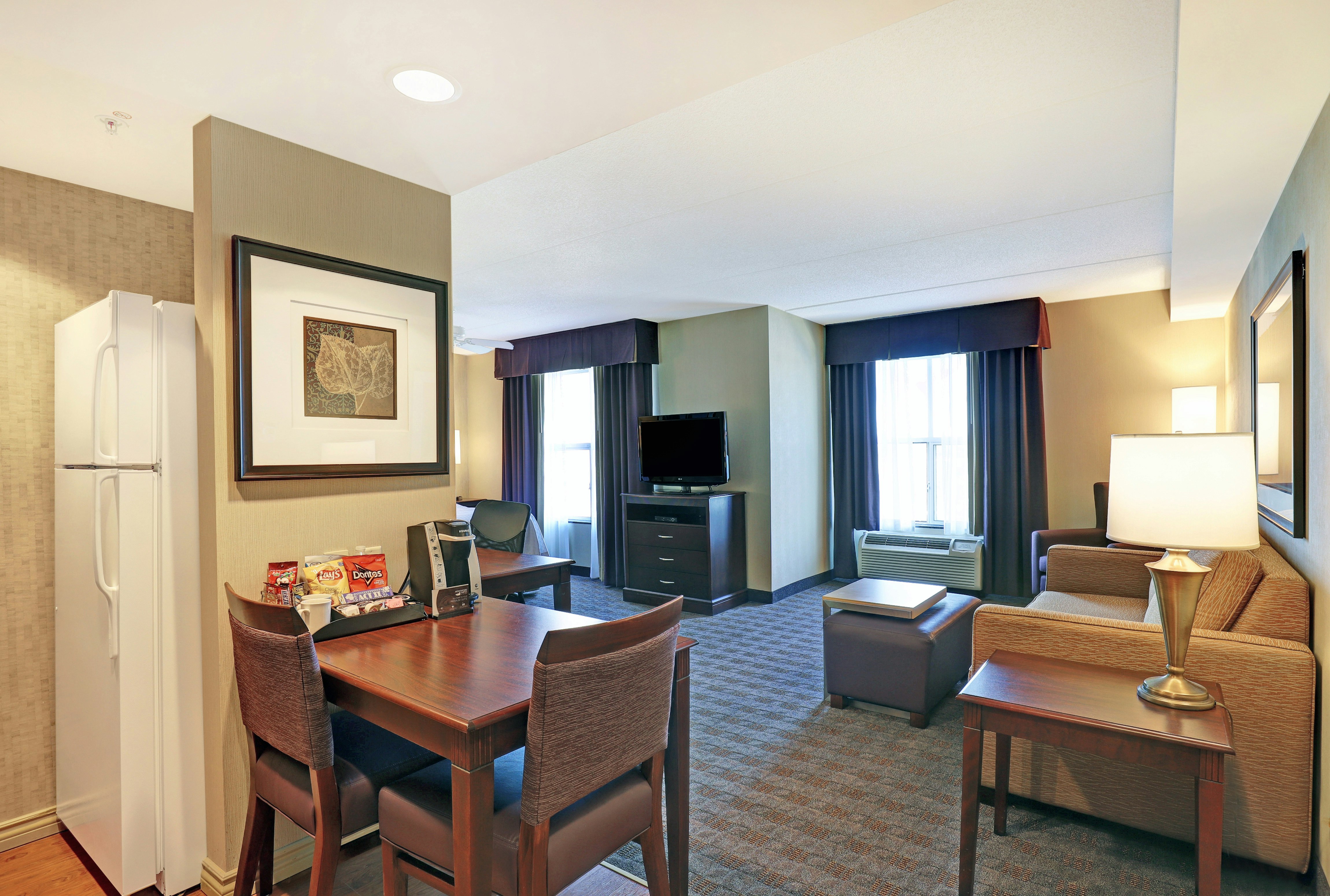 Homewood Suites by Hilton Cambridge-Waterloo, Ontario 9/20