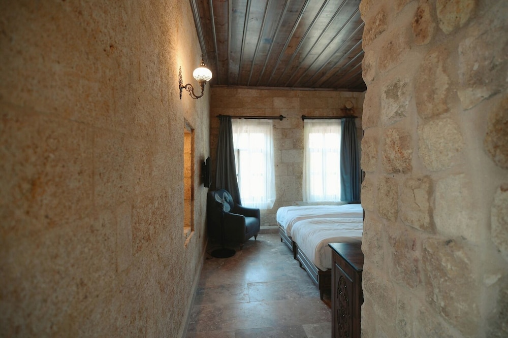 CAPPADOCIA OLD HOUSES 48/49
