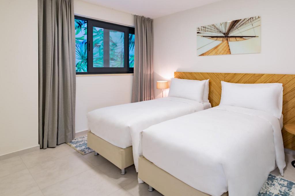 3 Bedrooms, Family, Villa, King Bed, Single Bed, Hot Tub