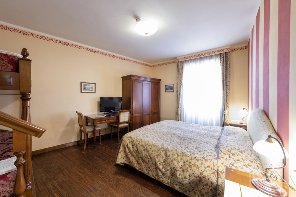 Hotel Du Lac 14/43