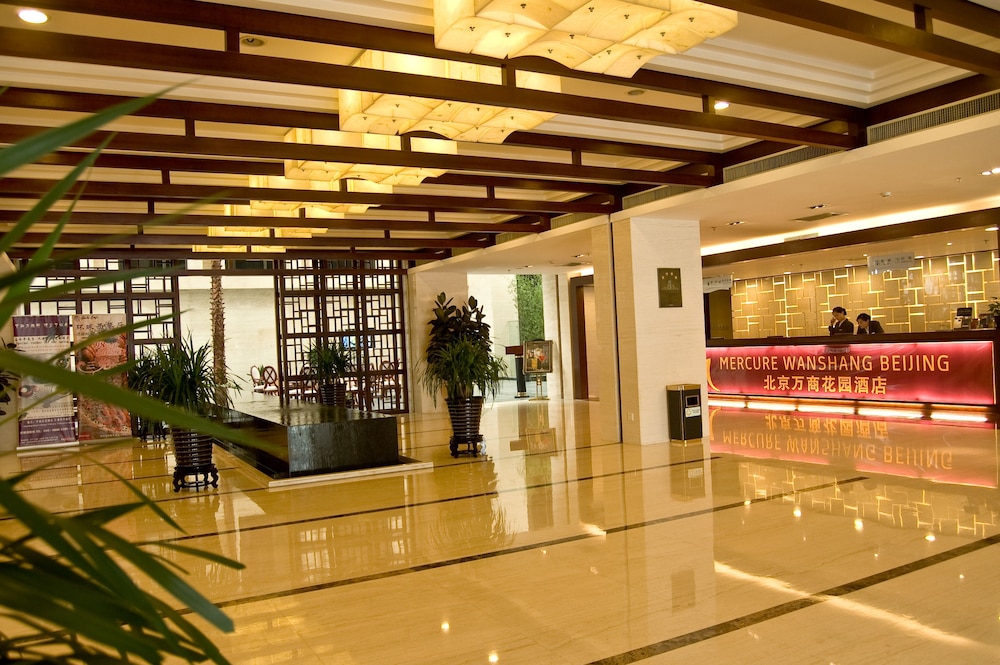 Lobby at Wanshang Garden Hotel, BEIJING