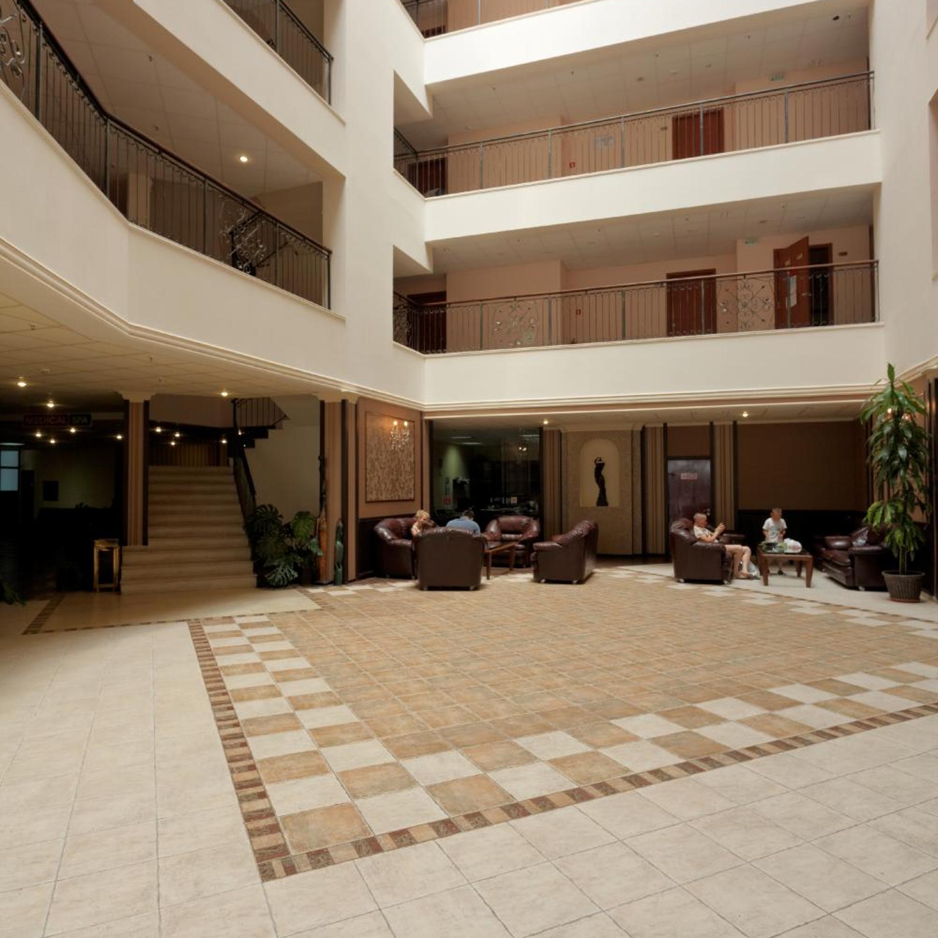 HOTEL ELENA 46/53