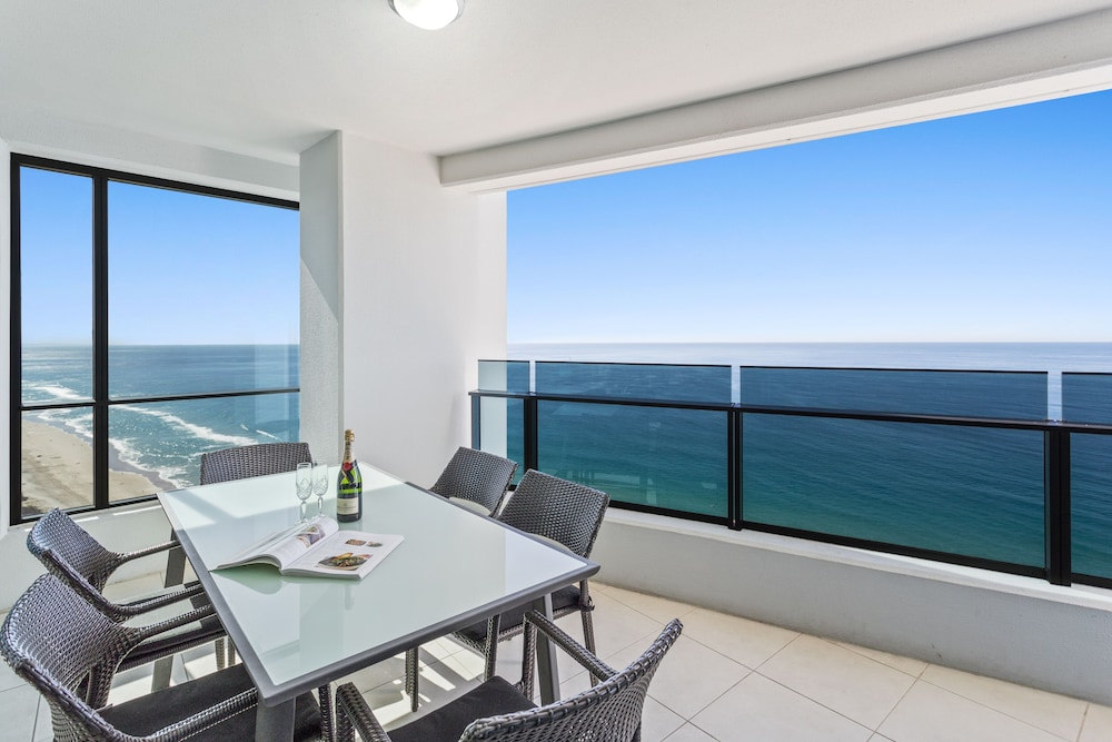 Holiday Holiday Soul Surfers Paradise 22/50