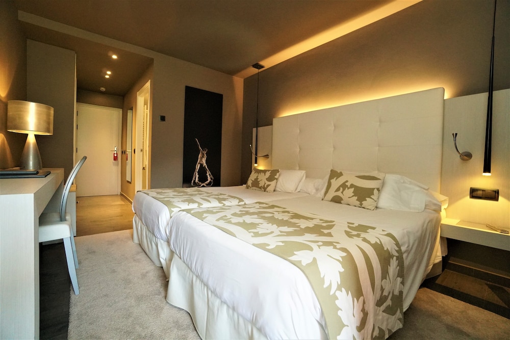 Design, Double Bed