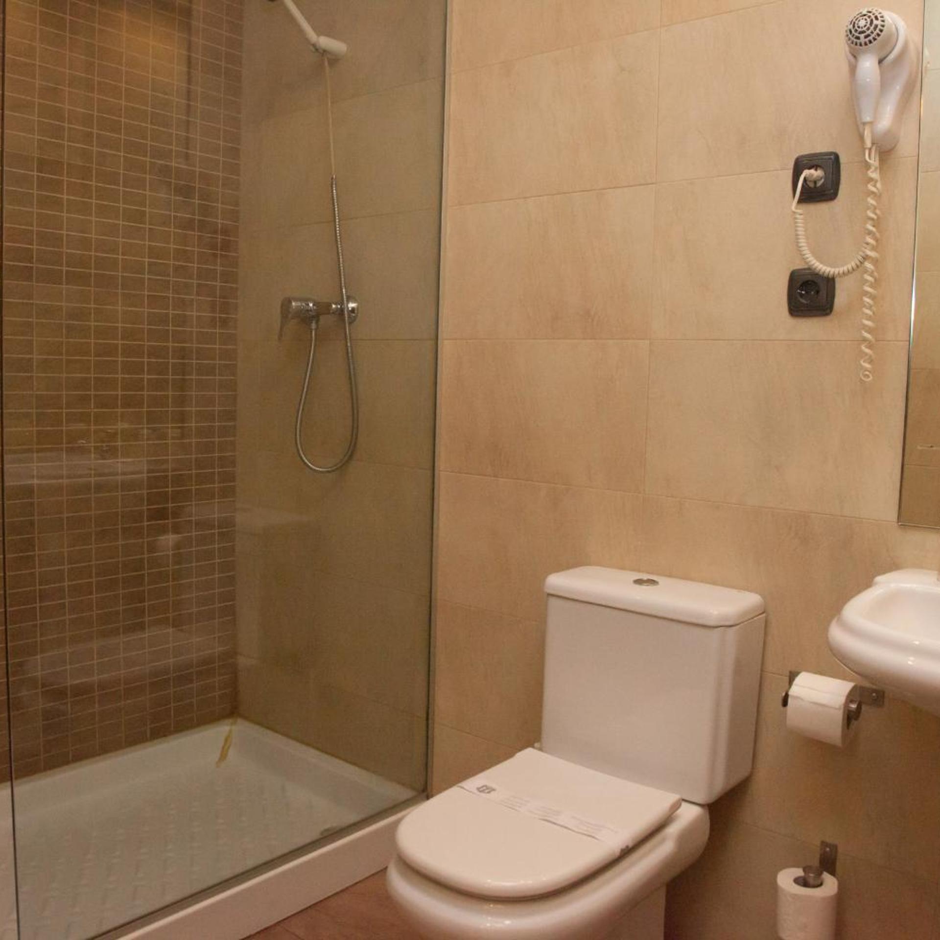 Hotel Izelai 22/25