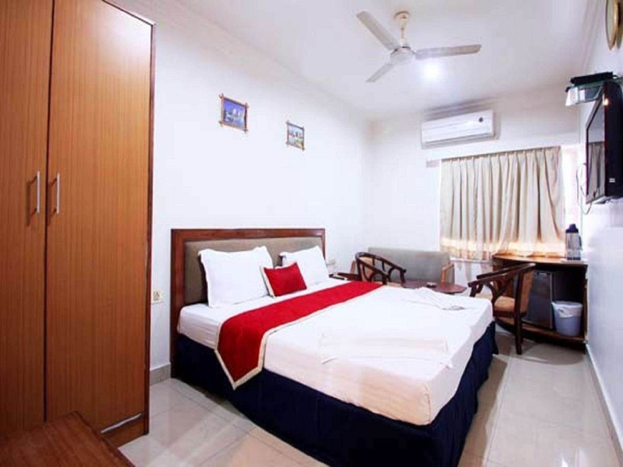 Oyo 1114 Hotel Sitara Paradise 14/26