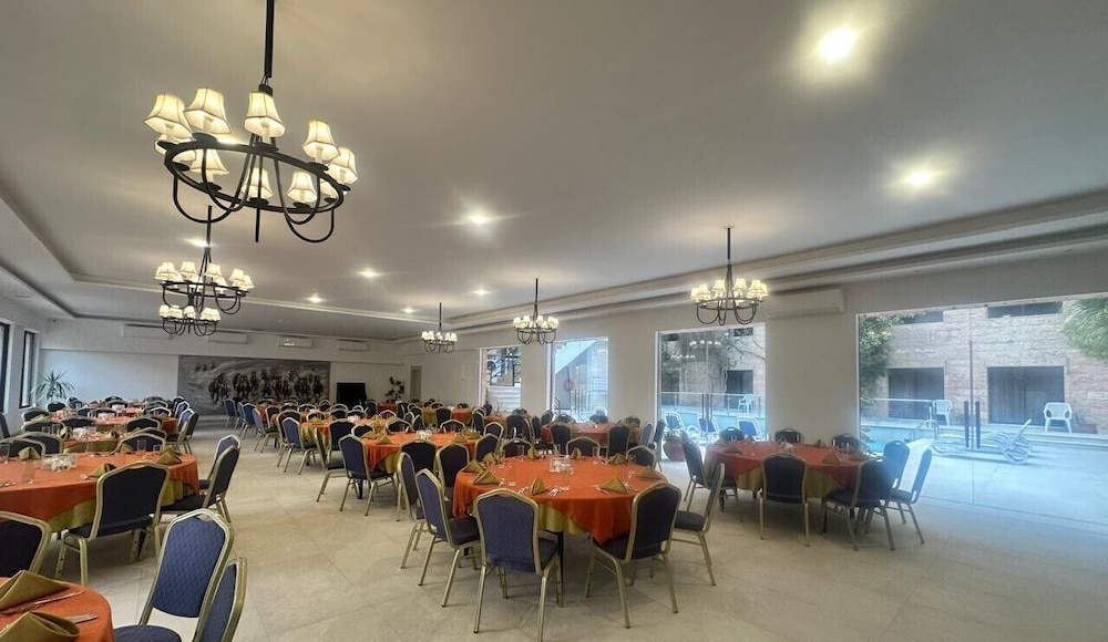 The Petra Palace Hotel 60/70