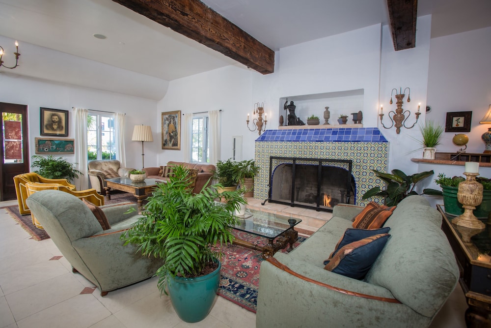 La Casa Del Camino Laguna Beach 12/64