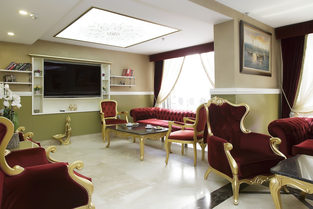 River Hotel 23/39