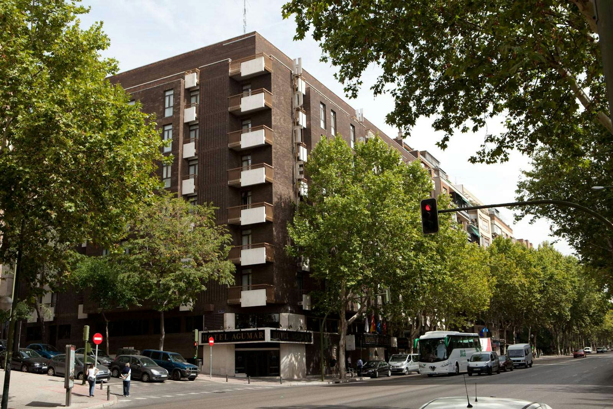 Agumar Hotel 46/48