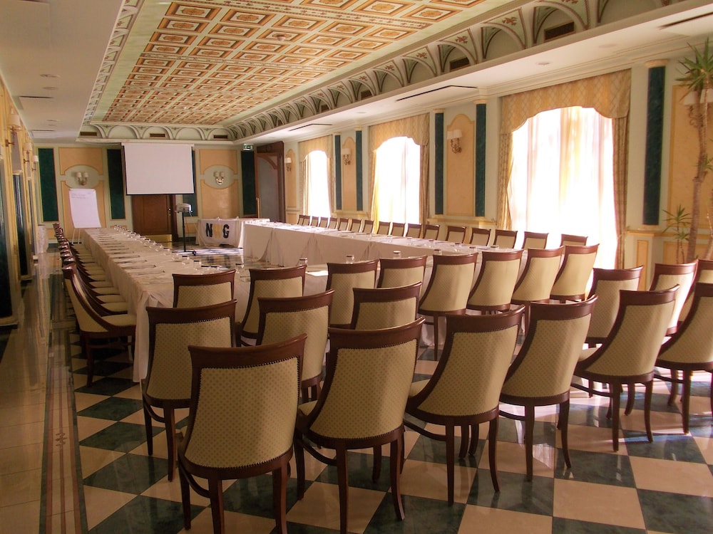Parco Dei Principi Hotel 57/80