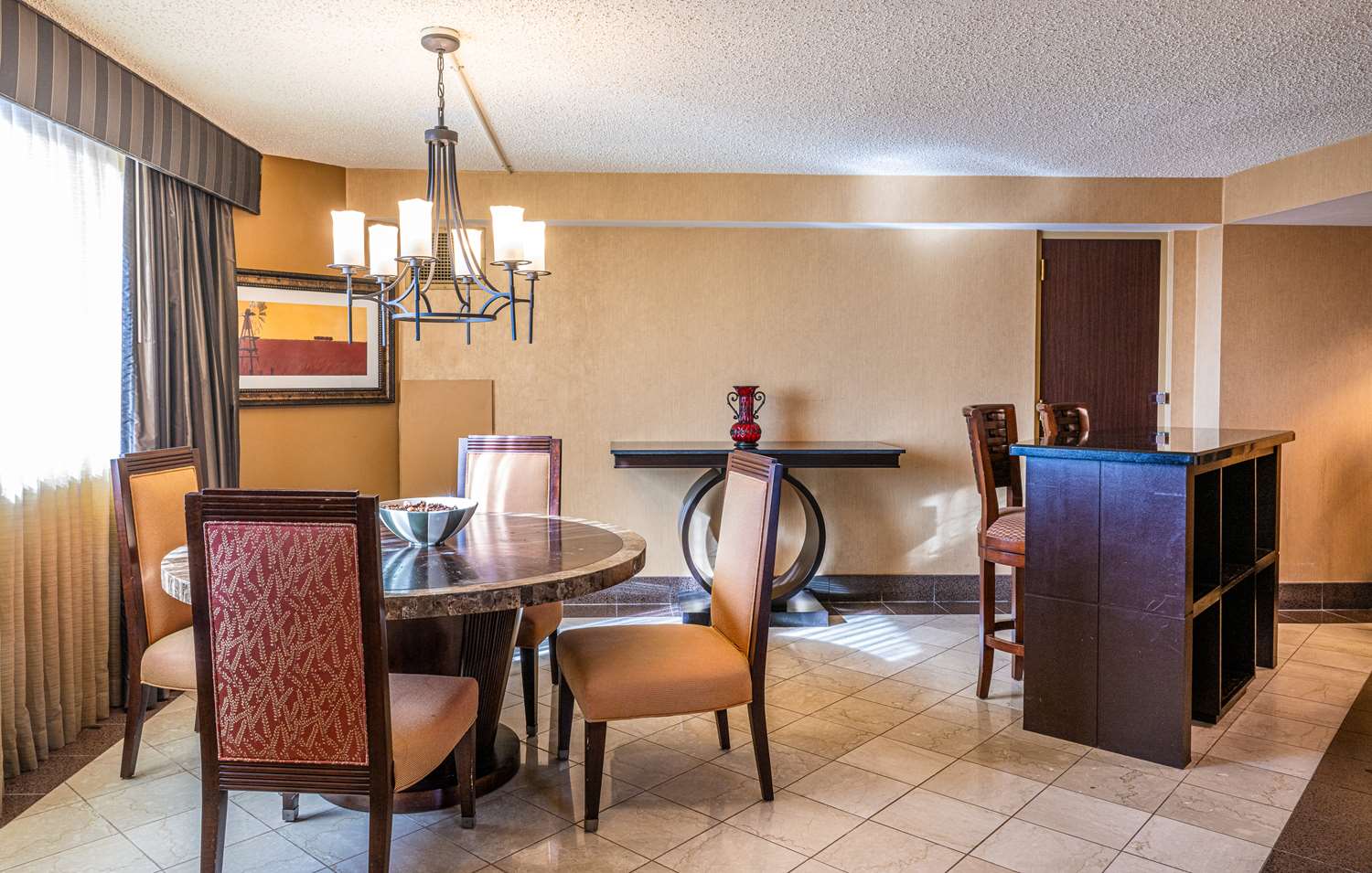 Hilton Richardson Dallas 41/53