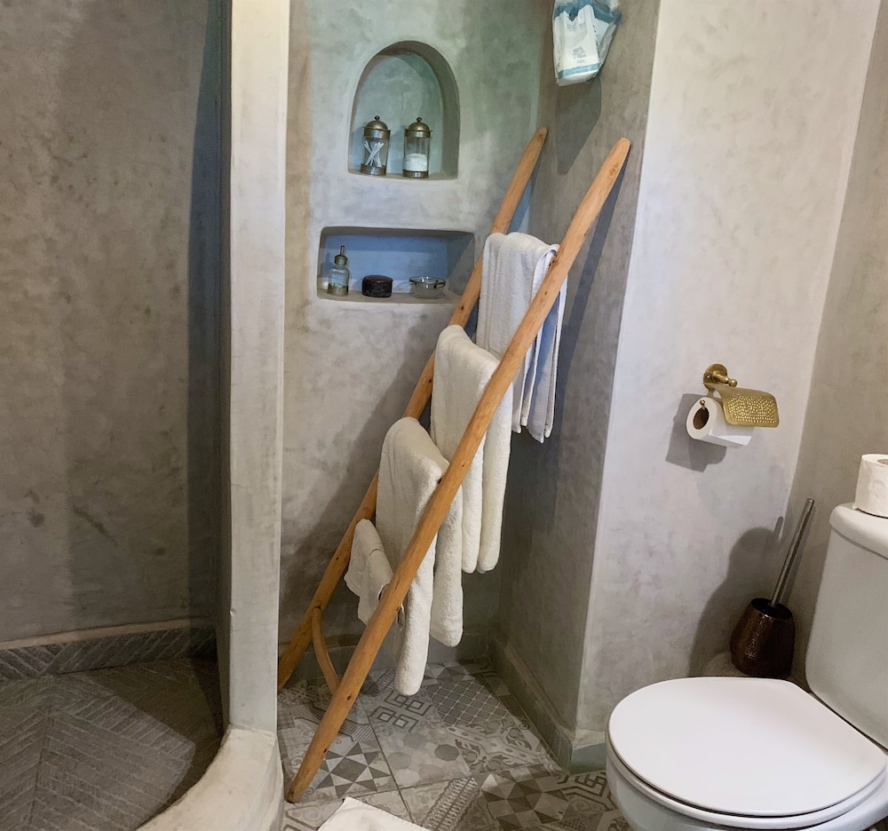 Riad 58 Blu 48/50