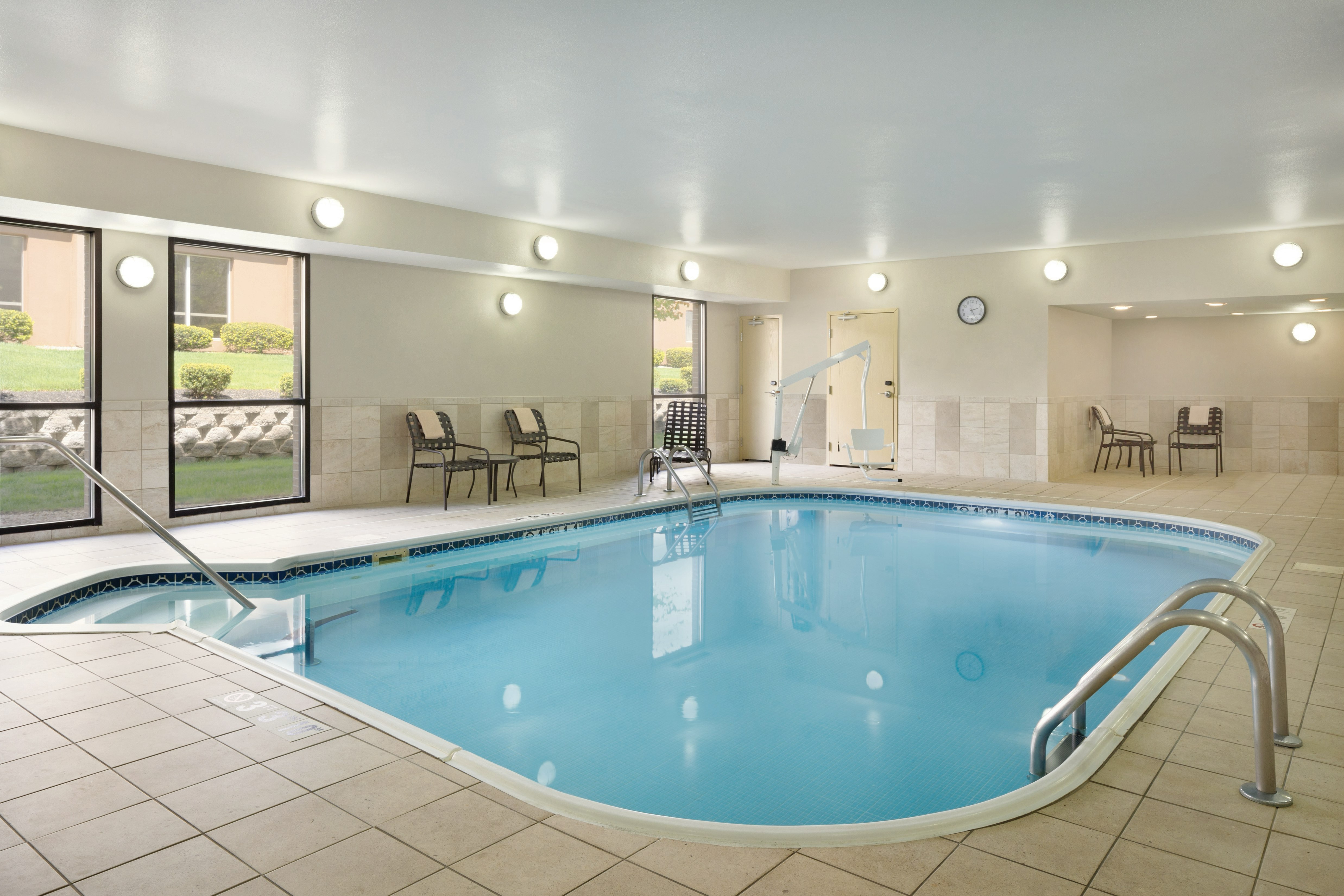 Hampton Inn Ontario/Mansfield 16/27