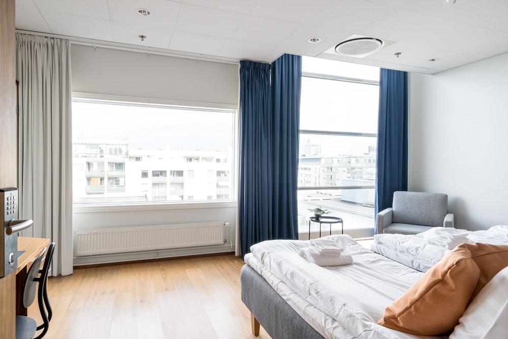 Hiisi Hotel Helsinki Jatkasaari 11/81