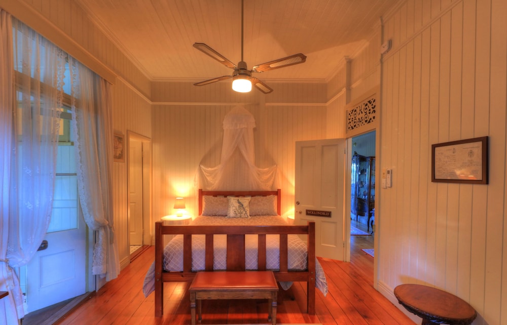 The Falls Rainforest Cottages 6/30