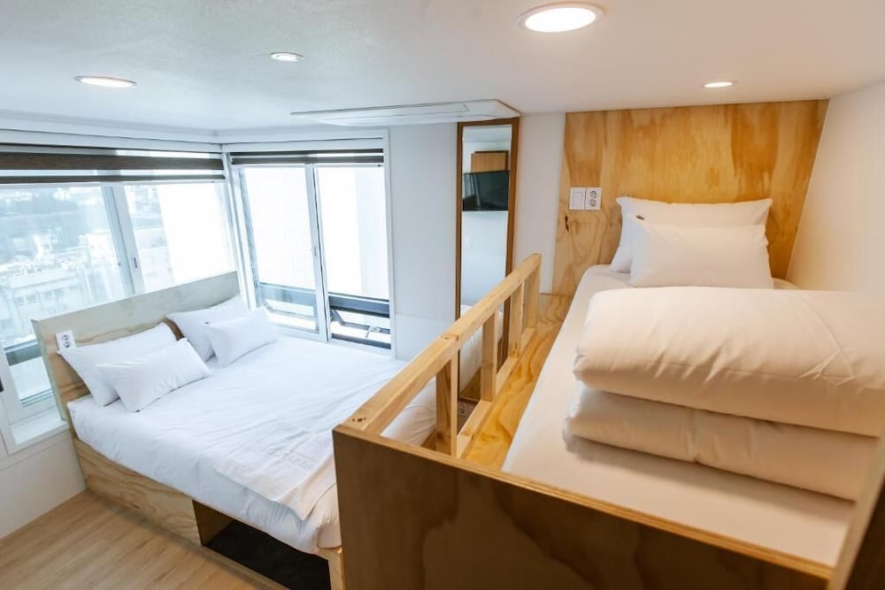 Step Inn Myeongdong 2 15/53