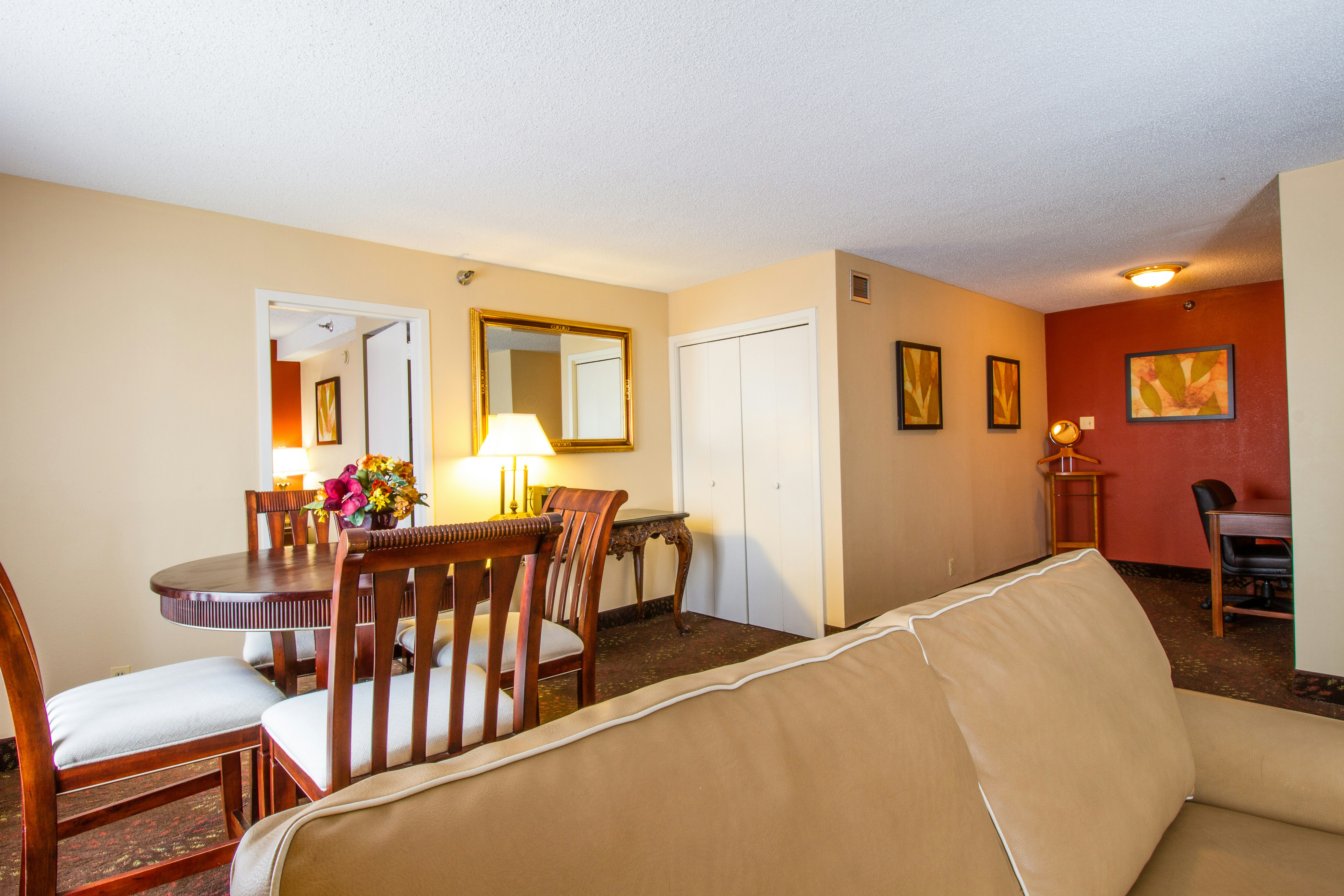 Holiday Inn Chicago O'Hare 33/71