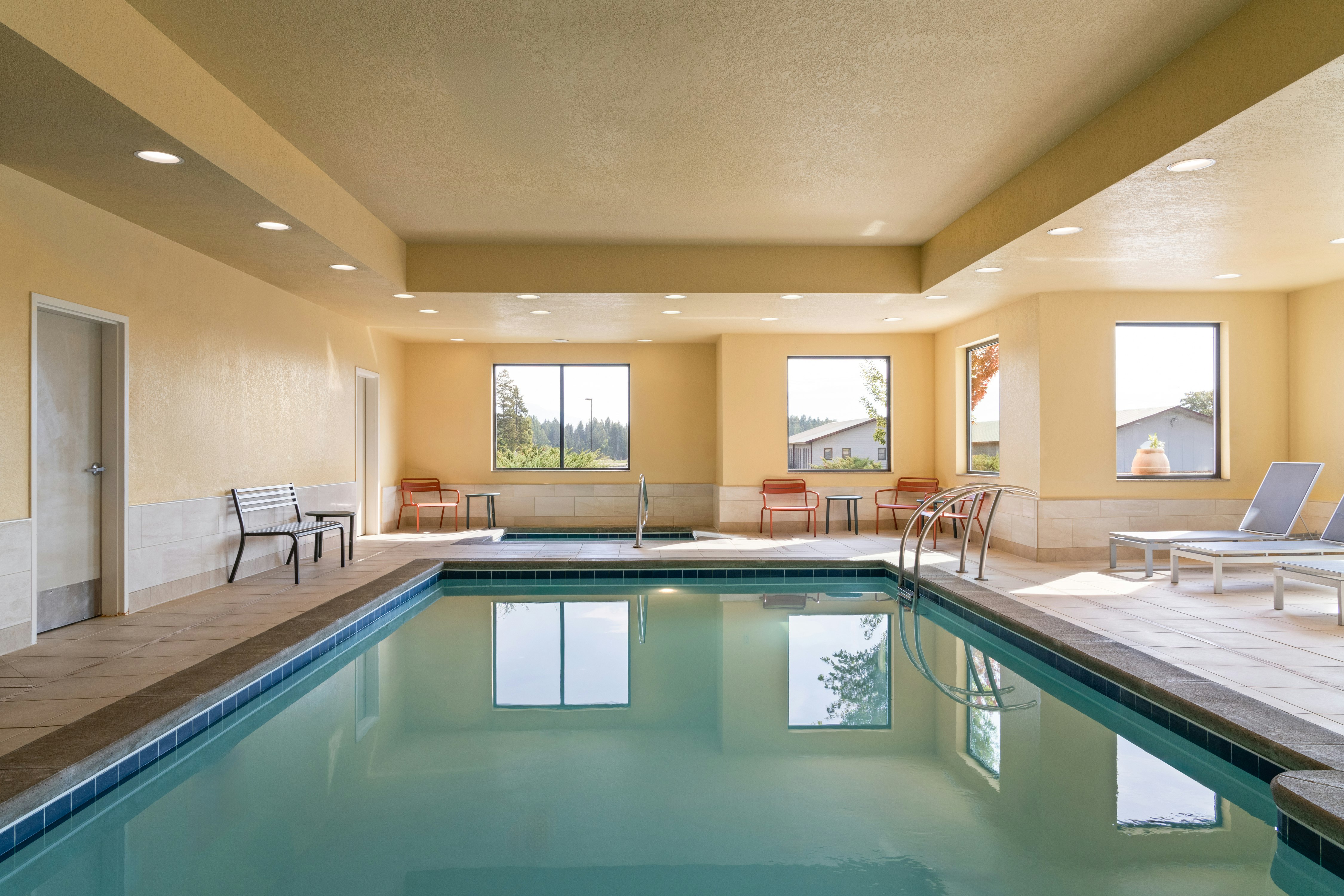 Hampton Inn Suites Whitefish Mt 21/45