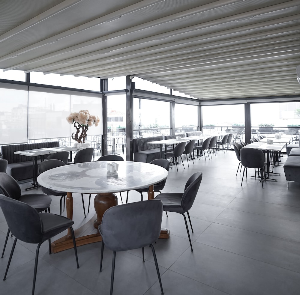 Misafir Suites 8 Istanbul. 56/70