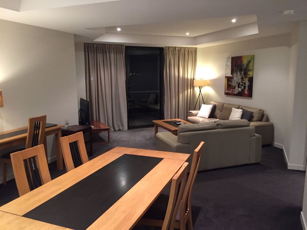 Grand Mercure Allegra Hervey Bay 45/74
