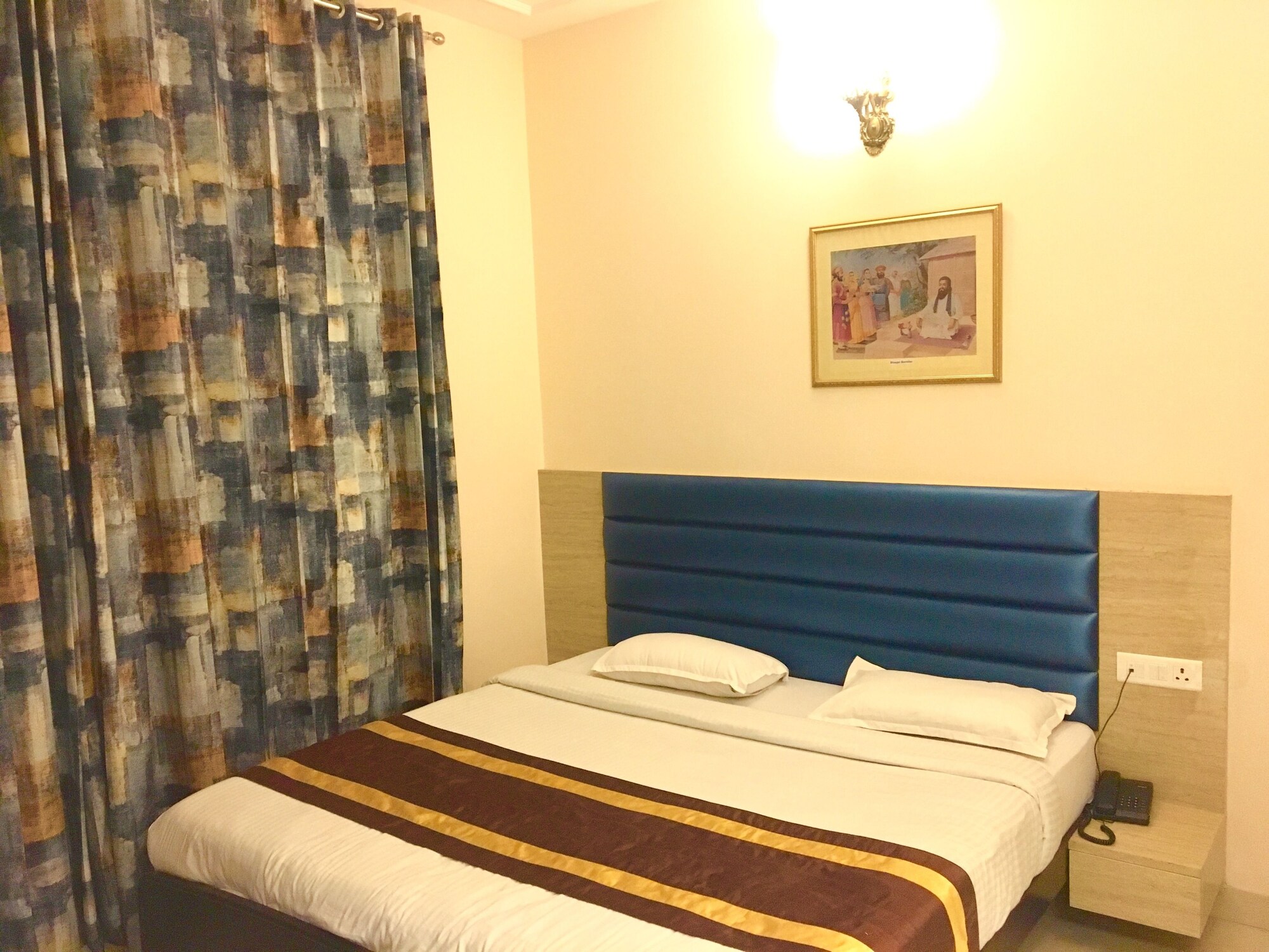 STANDARD, DOUBLE BED