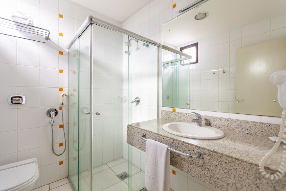 Tri Hotel Executive Criciuma 42/50