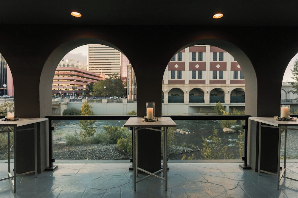 Renaissance Reno Downtown Hotel 9/50
