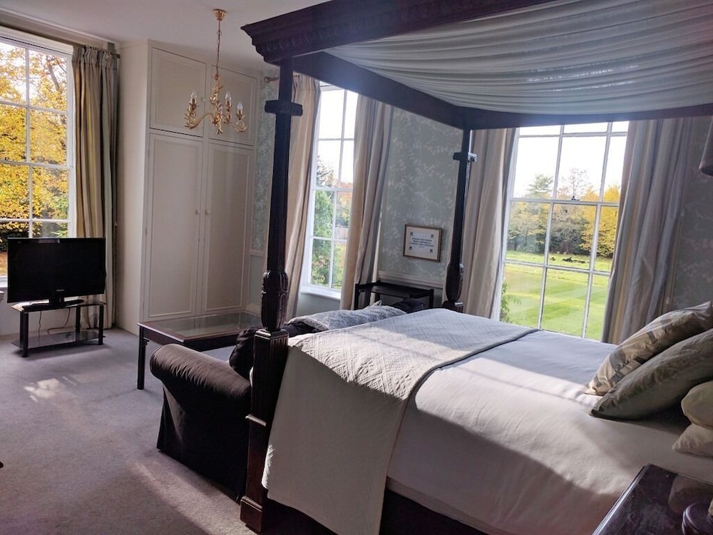 Hook House Hotel 8/49