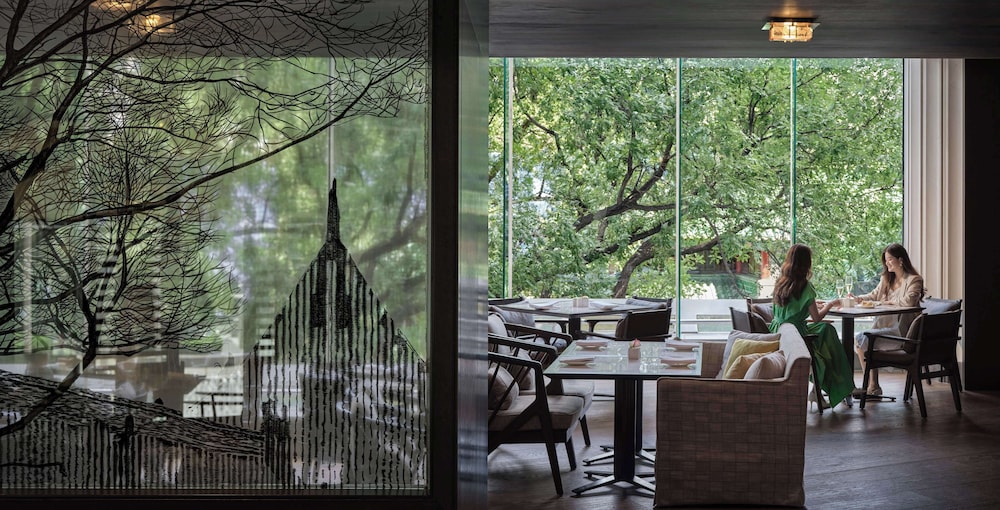 Grand Hyatt Beijing Hotel 57/71