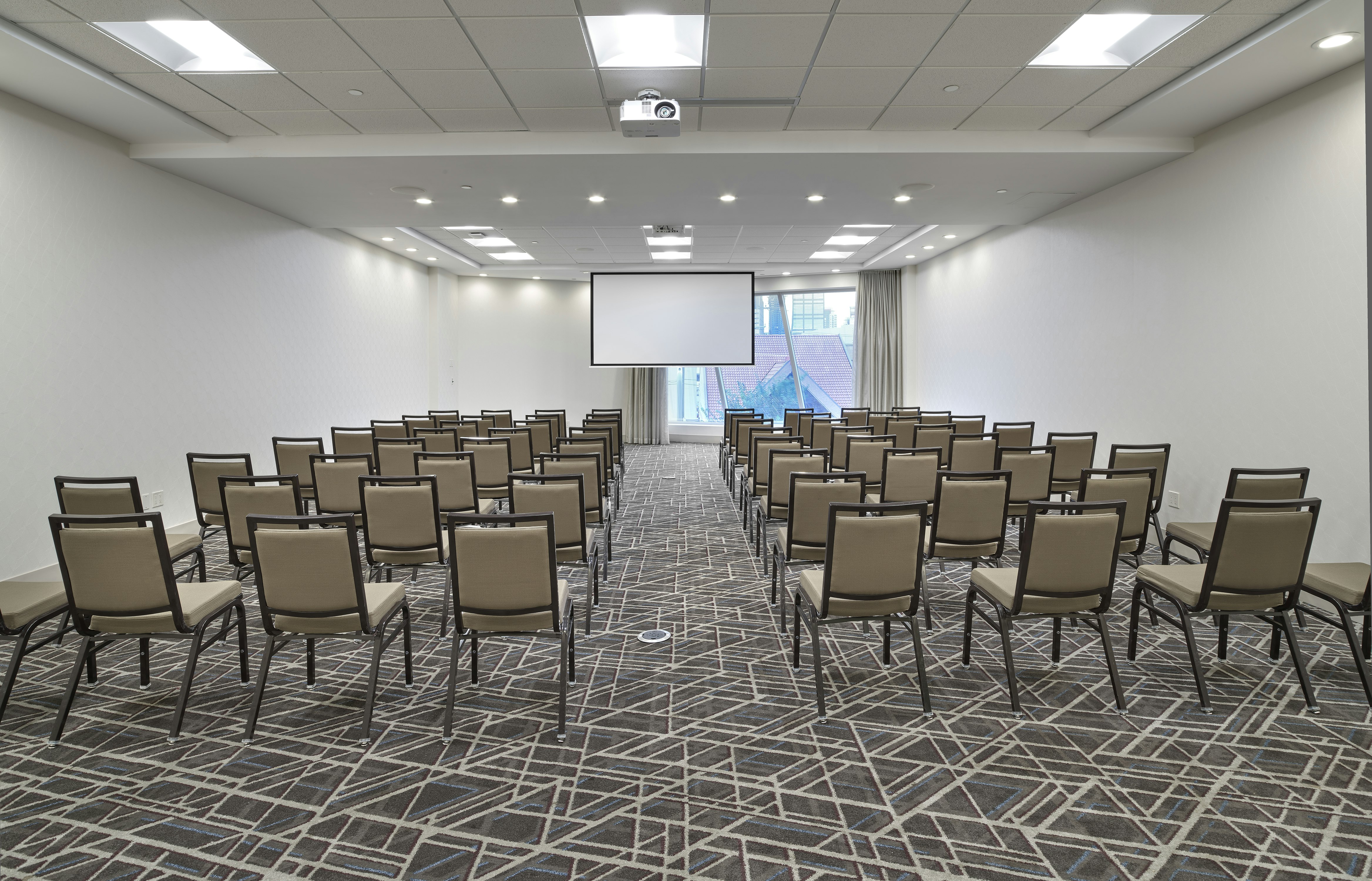 DoubleTree by Hilton Edmonton Downtown 43/50