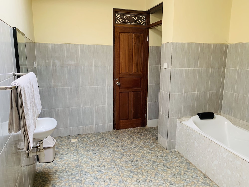 Pandawa Beach Home Stay 45/50