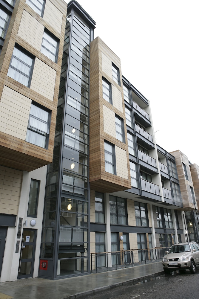 Marlin Apartments Canary Wharf 4/50
