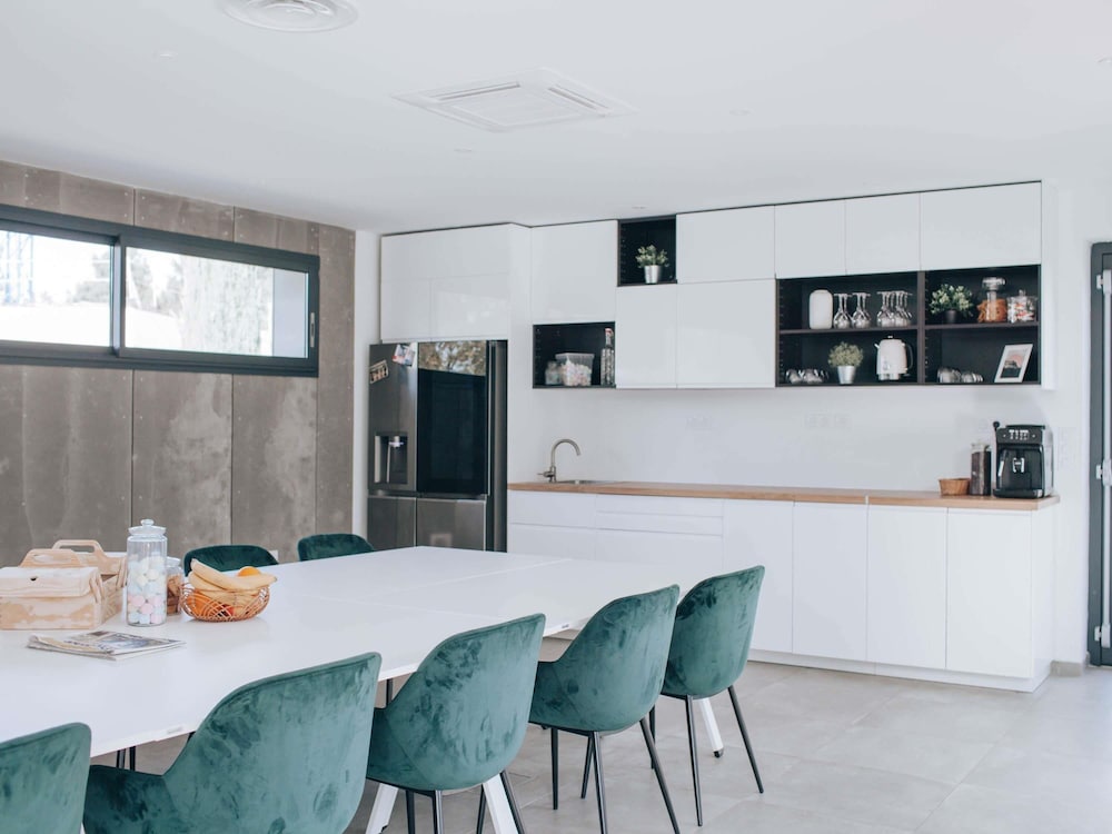 Ibis Aix En Provence Hotel 62/74