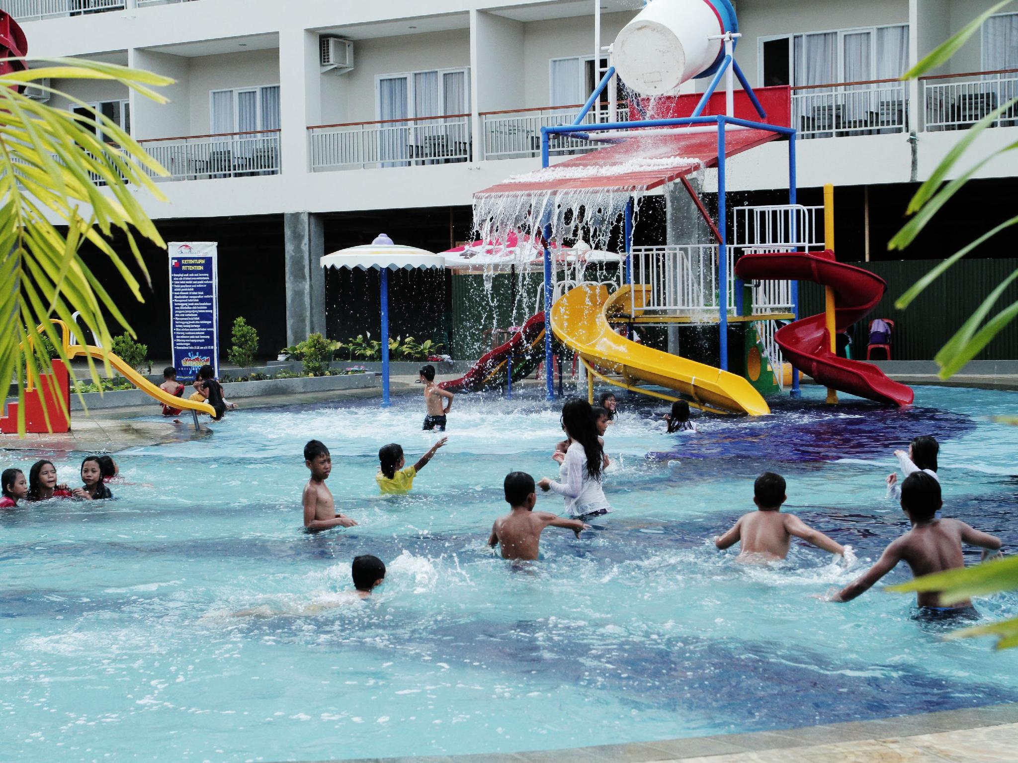 Grand Aquarium Hotel Pangandaran 23/35