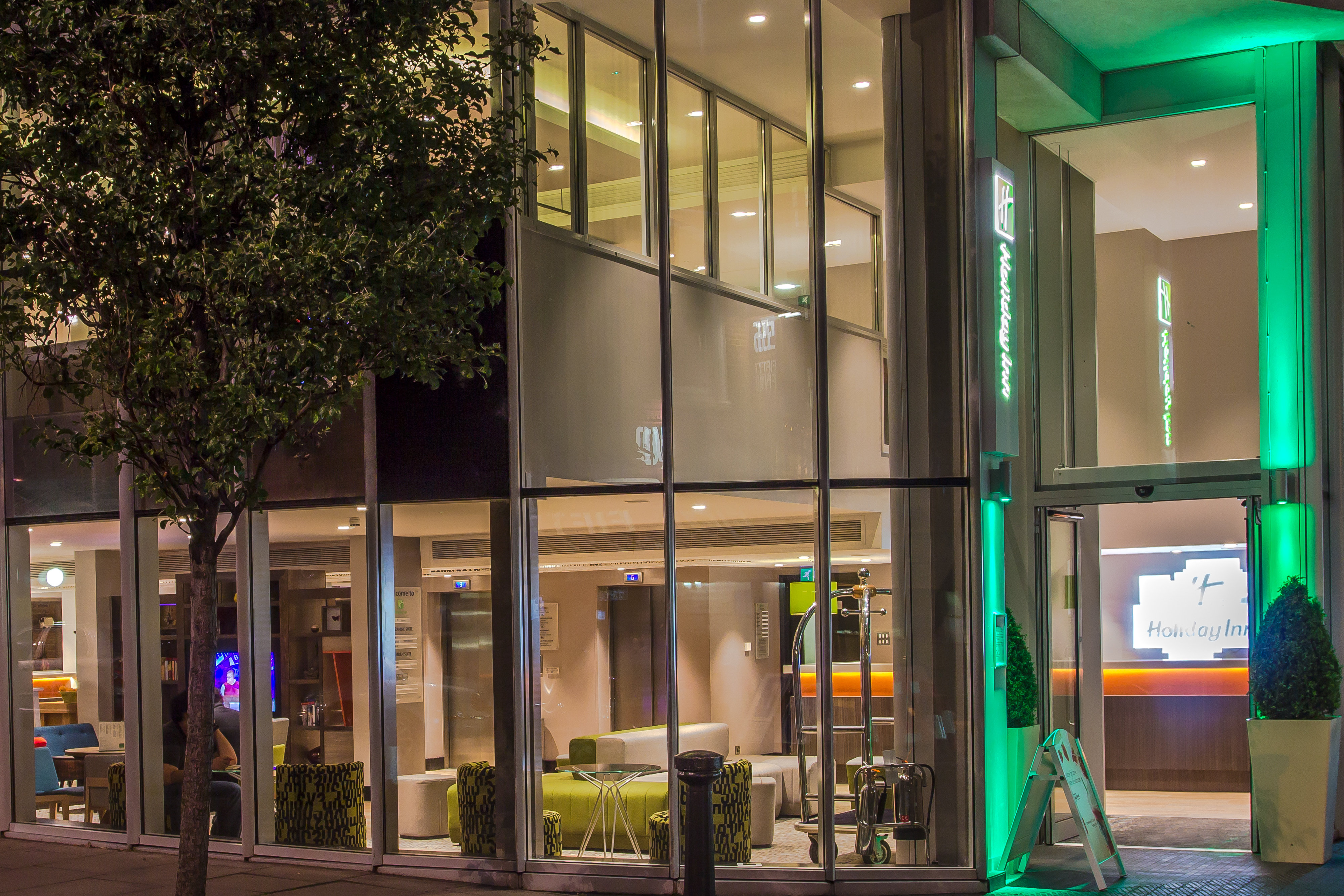 Holiday Inn London - Camden Lock by IHG 7/84